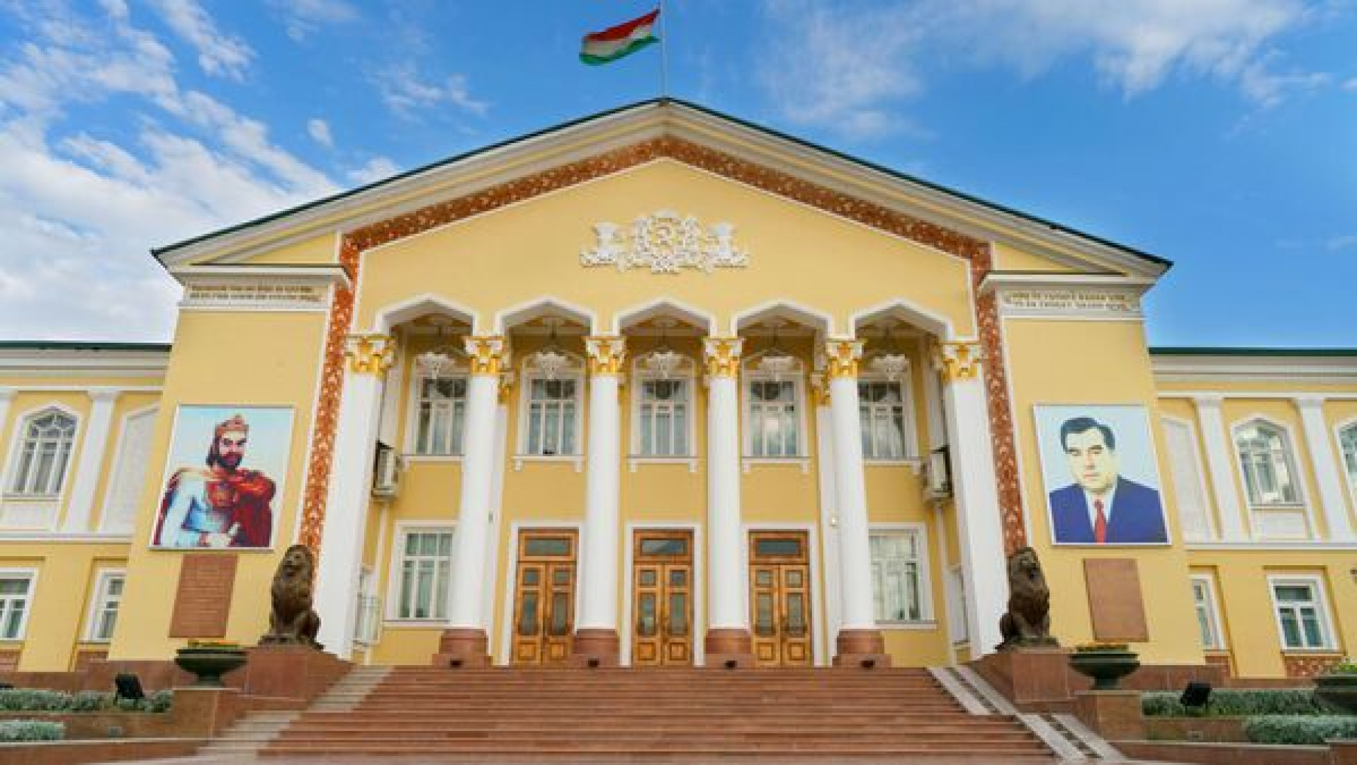 ИҶЛОСИЯИ XVI-И ШЎРОИ ОЛИИИ ҶУМҲУРИИ ТОҶИКИСТОН—ОҒОЗИ МАРҲИЛАИ НАВИ ДАВЛАТДОРИИ МИЛЛӢ