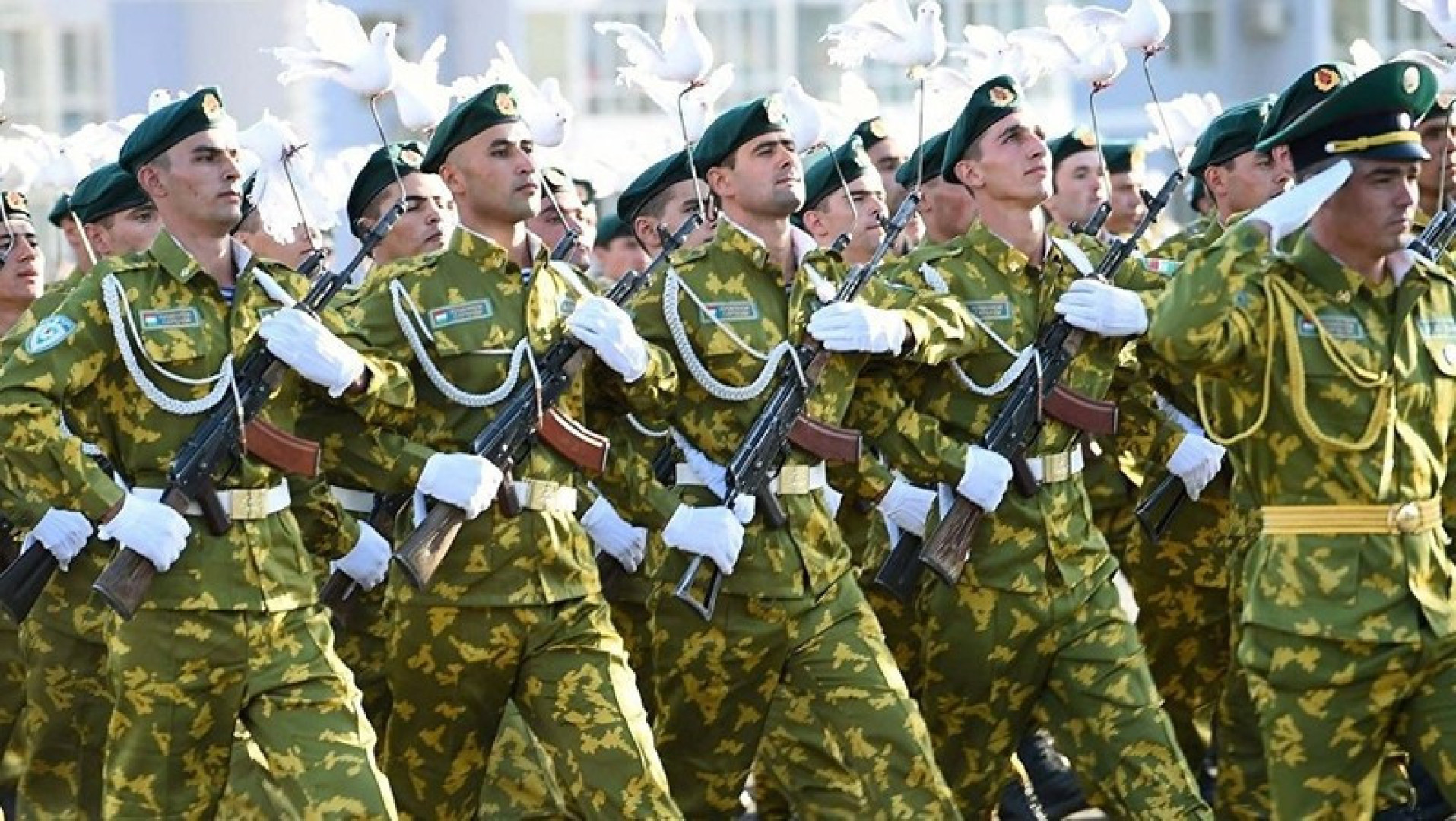 АРТИШИ МИЛЛӢ – КАФИЛИ БАҚОИ ДАВЛАТ, СИПАРИ БОЭЪТИМОДИ ВАТАН ВА МАКТАБИ БУЗУРГИ ҶАСОРАТ