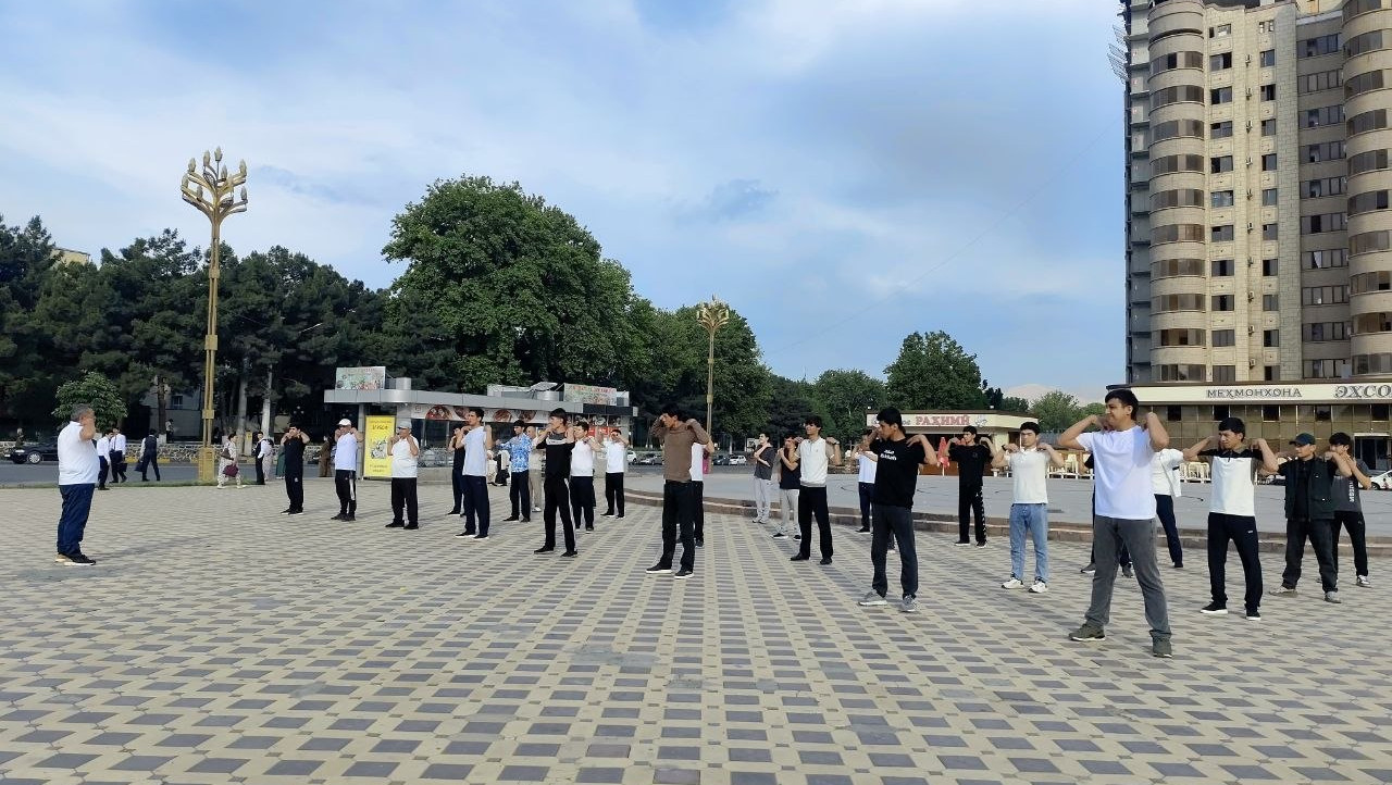 ЗЕБОӢ, ТАВОНОӢ ВА ДОНОӢ АЗ ВАРЗИШ АСТ